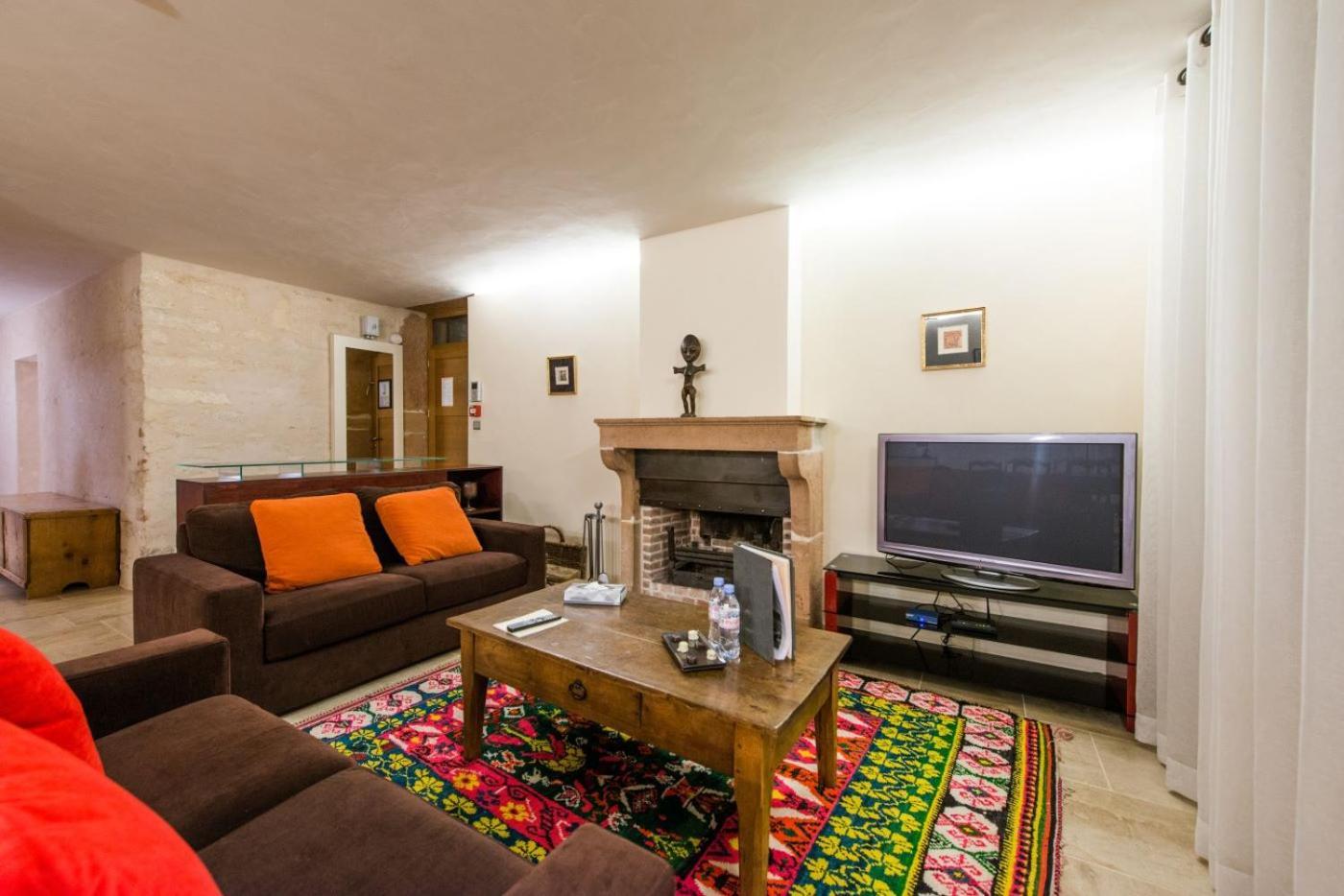 Hotel-Restaurant Le Chateau De Besseuil, Macon Nord - Teritoria Clesse  Ngoại thất bức ảnh